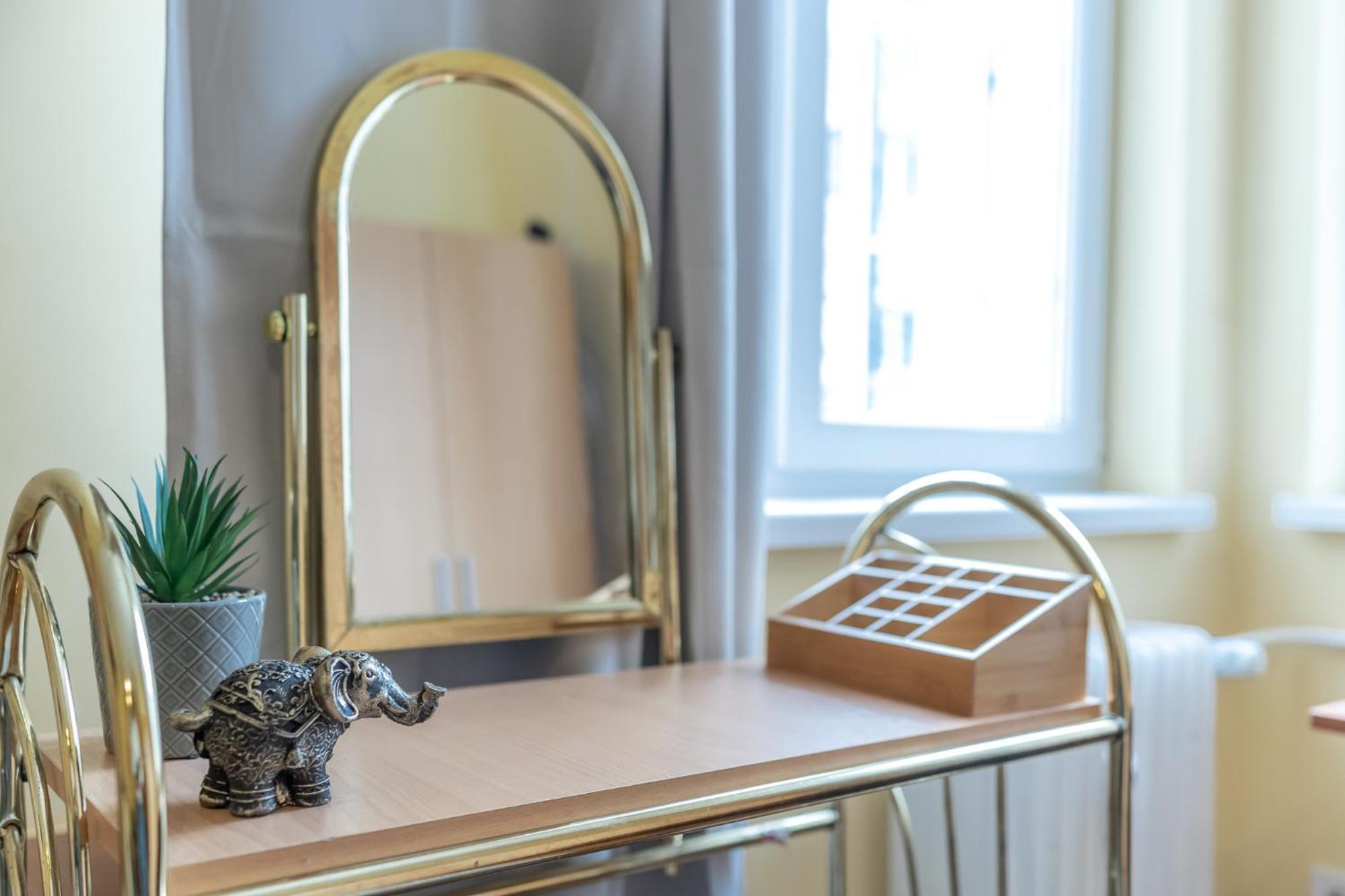 סופיה Vintage Home By Ndk And Vitosha Blvd With Free Secured Parking מראה חיצוני תמונה